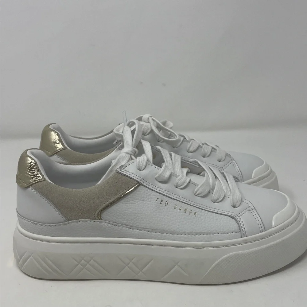 Ted Baker White Tan Addison Lace Sneaker Tennis Shoes Size 6 Like New Condition